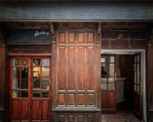 Savas Bar: Cocktails with Personality