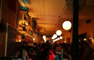 La Esperanza: Easygoing, Lively, and Comfortably Familiar