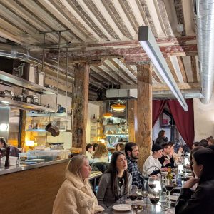 Casa Victoria: A Comfortable Table When You Want the Evening to Flow